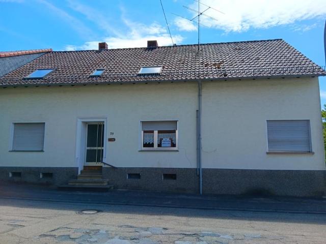 8 Schlafzimmer Haus Lambsborn Deutschland 103841822