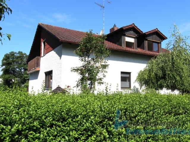 8 Schlafzimmer Haus Roßbach Deutschland 92652629