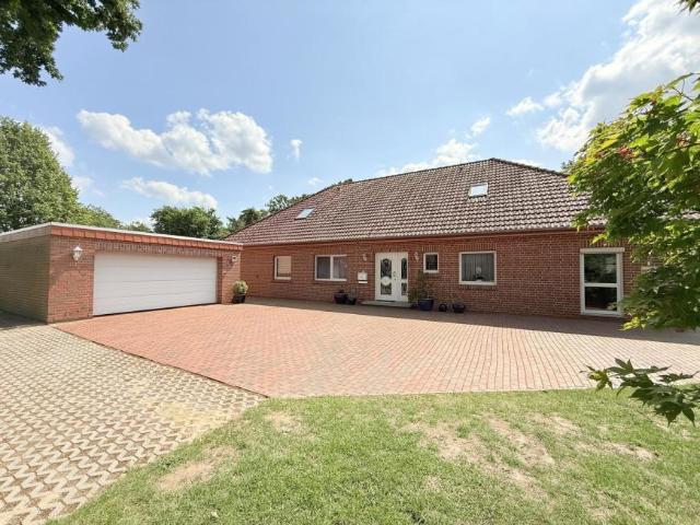 8 Schlafzimmer Haus Syke Deutschland LS104942363