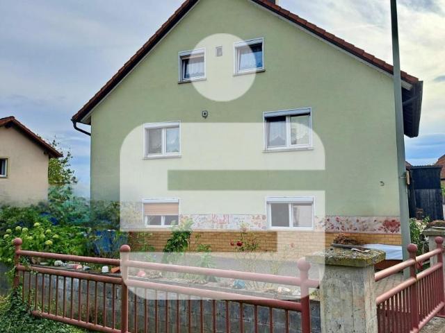 8 Schlafzimmer Haus Schlüsselfeld Schlüsselfeld 105448612