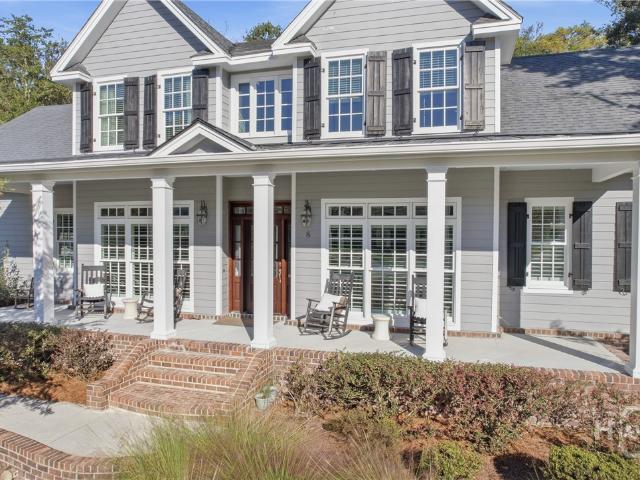 8 Seaton Crossing