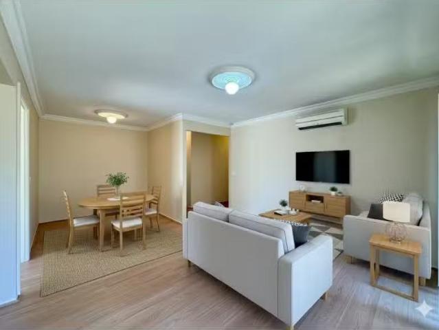 8 Sherwood Circuit, PENRITH House for rent Listed by Siobhan.