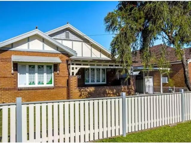 8 Shipley Avenue, CONCORD House for rent Listed by Daniel Alv.