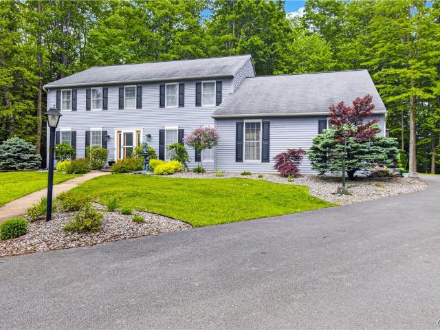 8 Silver Birch Court