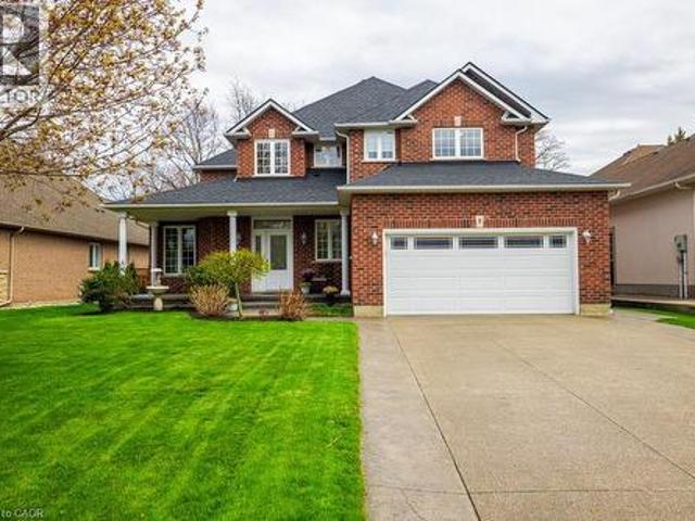 8 Sophie Court, Grimsby, ON, L3M 5L6 house for sale | Listing ID 40838 | Royal LePage