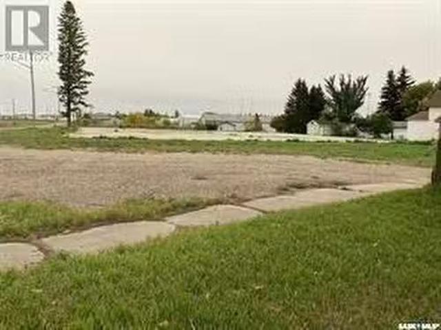 8 South Front Street, Yorkton, SK, S3N 1L1 vacant land for s.