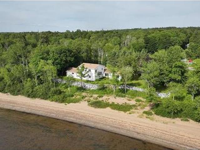 8 Tennis Court Rd, Rothesay, NB, E2E 5W4 house for sale | Listing ID NB131230 | Royal LePage