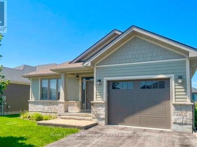 8 Tessa Boulevard, Belleville Ward, ON, K8N 4Z5 house for sale | Listing ID X13710 | Royal LePage