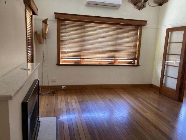 8 Thelma Avenue, Essendon North, VIC 3041