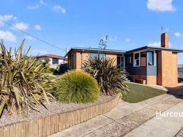 8 Tilley Street, ACTON, TAS 7320 House for Rent