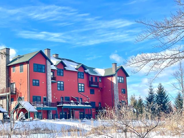 8 Trailside Drive B10