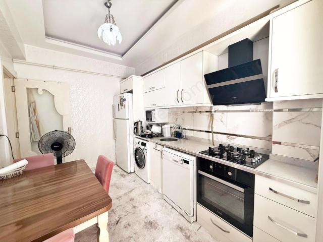 8 Şubat'da Merkezi Konumda.! Park Okul Çevresi Bakımlı 2+1daire