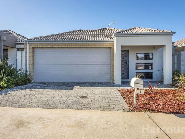 8 Vamoose Way, MEADOW SPRINGS, WA 6210