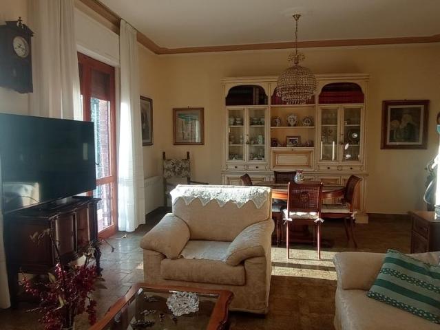 8 vani 170mq