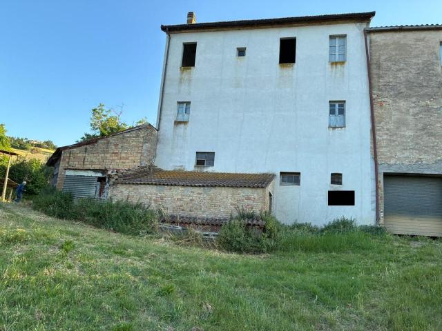 8 vani 200mq