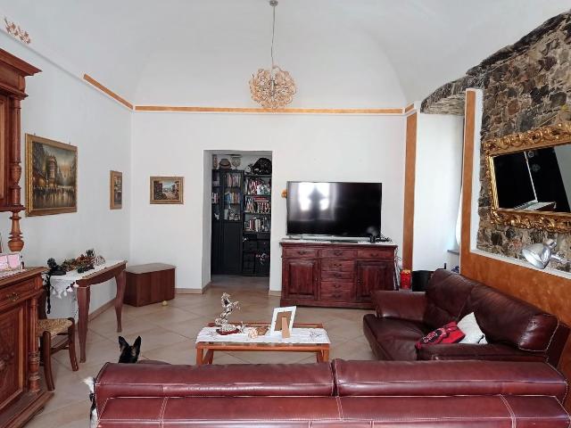 8 vani 230mq