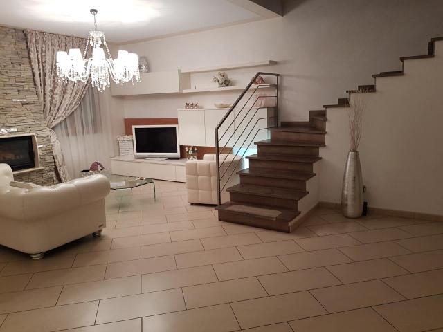 8 vani 250mq