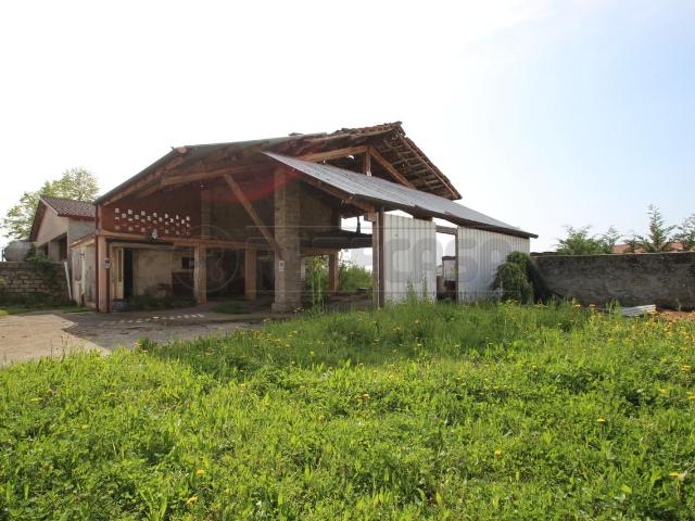 8 vani 440mq