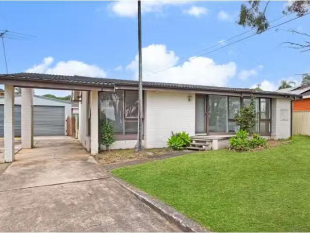 8 Vasta Avenue, Moorebank House for rent Listed by Kyle Lloyd.