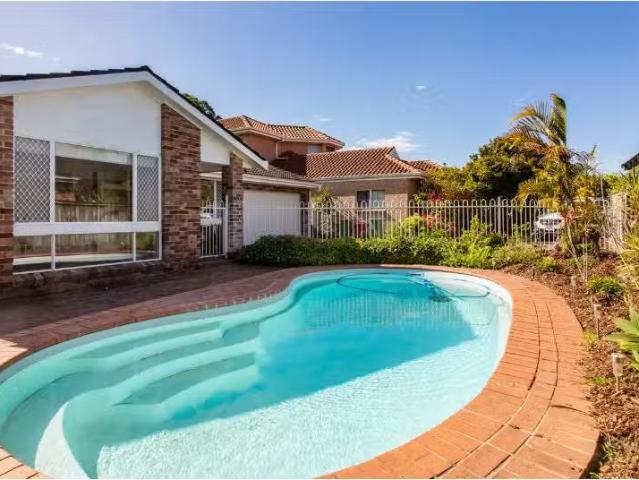 8 Viscount Close, Shelly Beach House for rent Listed by Tammy.