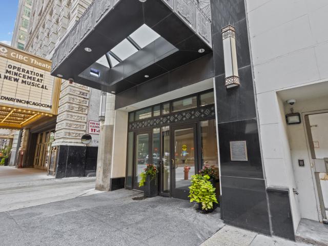 8 W Monroe Street # 1103