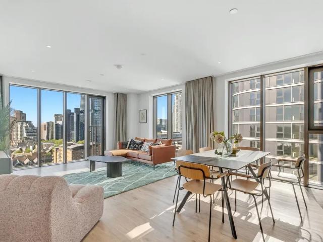 8 Water Street, Vertus, London E14, 2 bed flat to rent, £4,006 pcm | PrimeLocation
