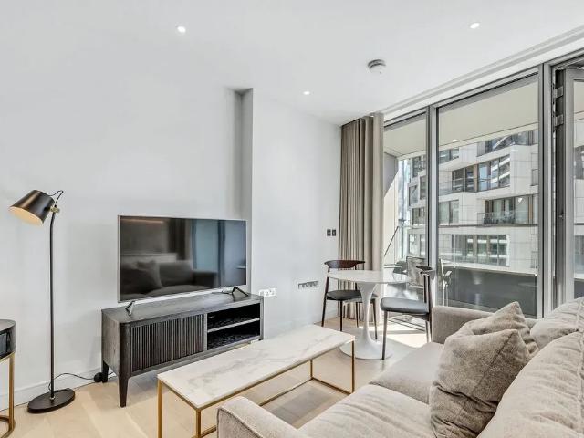 8 Water Street, Vertus, London E14, Studio to rent, £2,633 pcm | PrimeLocation