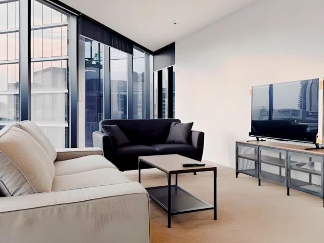 8 Waterview Walk, Melbourne