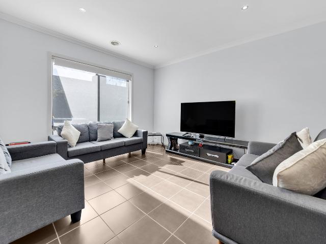 8 Wattletree StreetCraigieburn VIC 3064, Australia