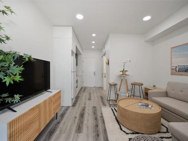 8 WEEKS FREE ON A 14 MONTH LEASE + $1,000 LOOK N LEASE SPECIAL 1 Bedroom Apartment for Rent at 3167 Market St, San Diego, CA 92102 Stockton