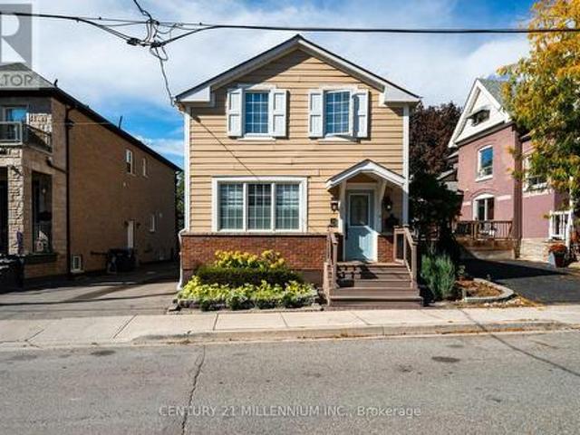 8 William Street, Brampton, ON, L6V 1L2 house for sale | Listing ID W14122 | Royal LePage