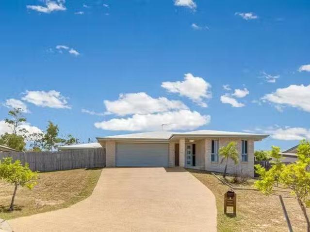 8 Windjana Court, New Auckland, QLD 4680