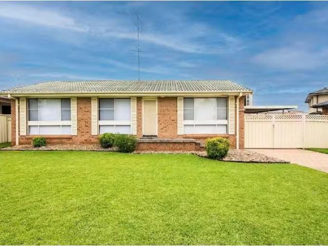 8 Yanco Avenue, JAMISONTOWN House for rent Listed by Paris Bu.