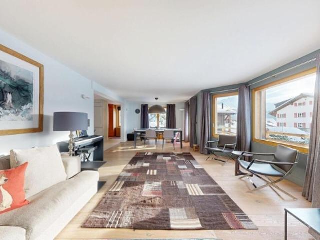 8 ZIMMER CHALET IM ZENTRUM VON VERBIER, BESTEHEND AUS 2 UNABHÄNGIGEN WOHNUNGEN