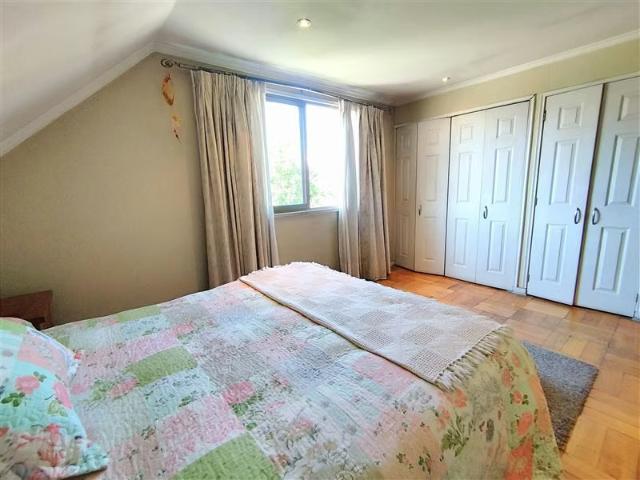 8.000 UF Casa en venta de 6 dorm en Villa Macul | 6 dormitorios por 8000.00 en Macul