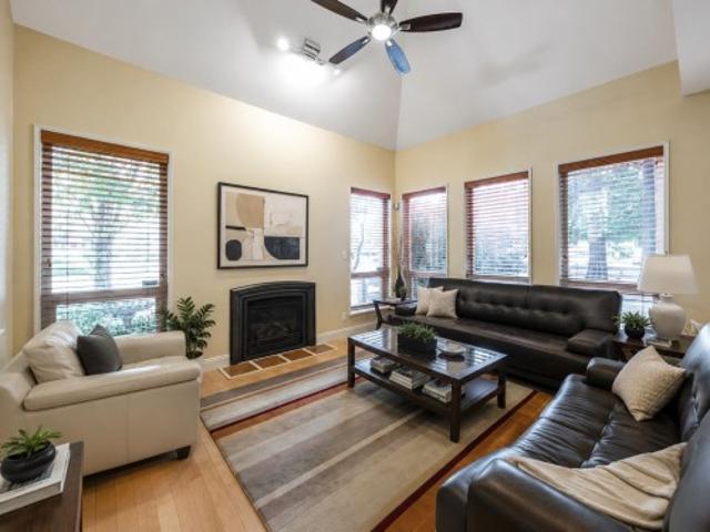 8 1505 Avenue, Surrey, BC, V4A 9Y2 townhouse for sale | Listing ID R3165 | Royal LePage