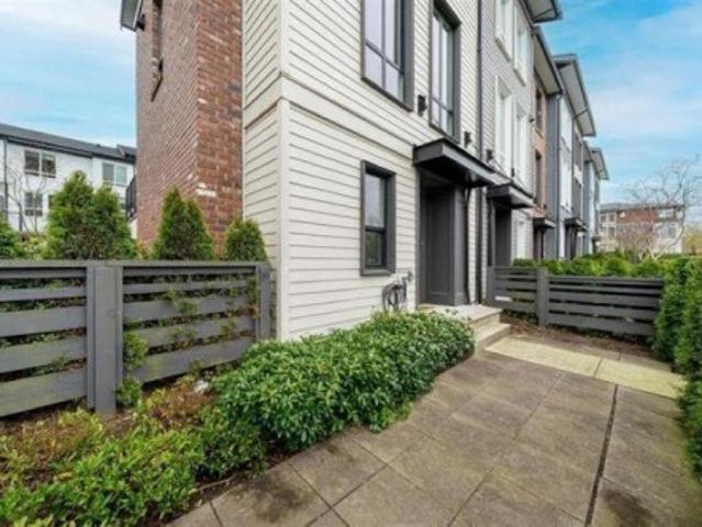 8 1582 Avenue, White Rock, BC, V3Z 0X4 townhouse for sale | Listing ID R3134 | Royal LePage