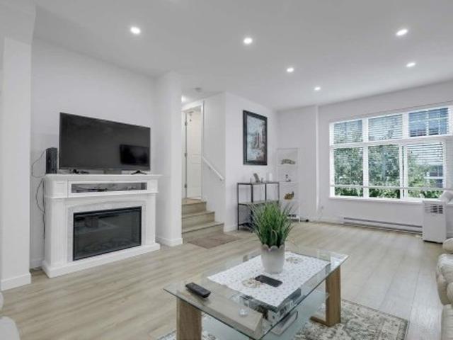 8 10433 Street, Surrey, BC, V4N 6S3 townhouse for sale | Listing ID R3176 | Royal LePage