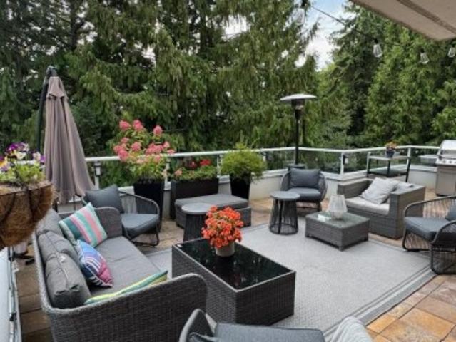 8 2425 Edgemont Boulevard, North Vancouver, BC, V7P 2L2 Luxury Townhouse for sale | Listing ID R3165 | Royal LePage Carriage Trade Luxury Properties