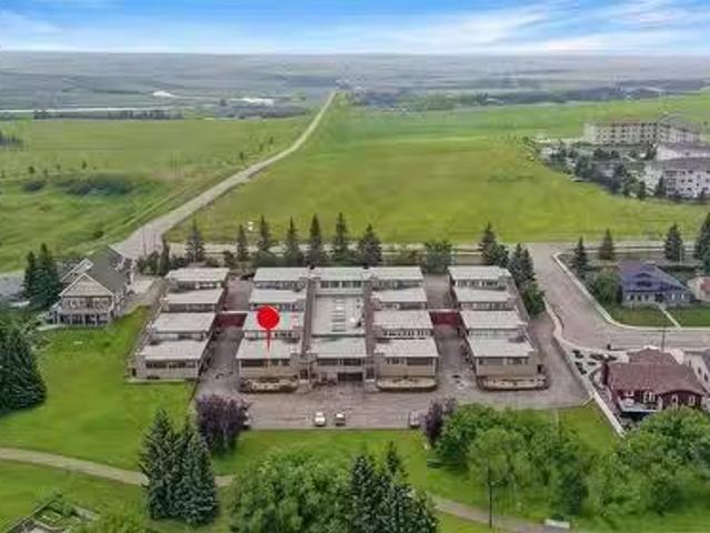 8 275 Alpine Crescent, Swift Current, SK, S9H 4T5 townhouse.