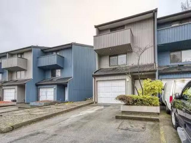 8 2980 Mariner Way, Coquitlam, BC, V3C 4K1 townhouse for sal.