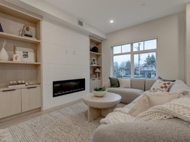 8 339 Keary Street, New Westminster, BC, V3L 3L2 townhouse for sale | Listing ID R3165 | Royal LePage