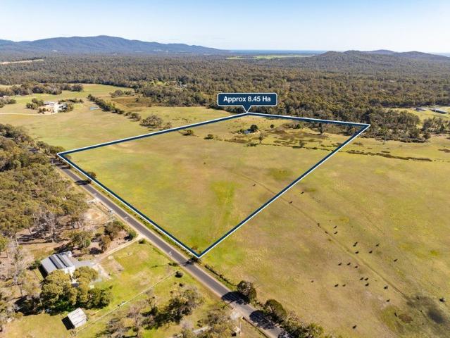8.45Ha of level pasture