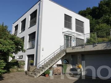 8.5 Room single house