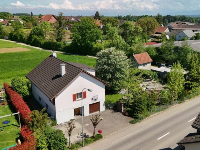 8.5 Zimmer Einfamilienhaus mit grosszügigem Umschwung in Mattwil