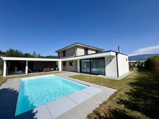 8,5 Zimmer Villa zum Verkauf auf den Höhen von Delémont