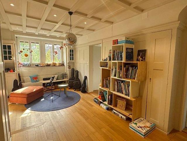 8.5 Zimmer, 200 m², 1. Stock