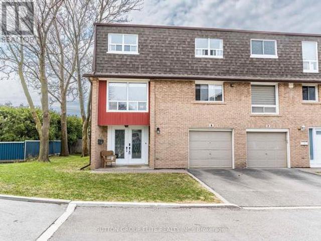 8 640 Rathburn Road E, Mississauga, ON, L4Z 1C6 townhouse for sale | Listing ID W13836 | Royal LePage