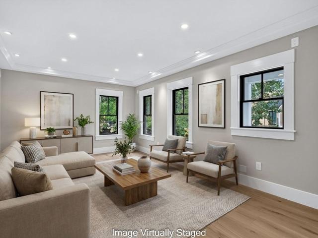 8A Willow Drive