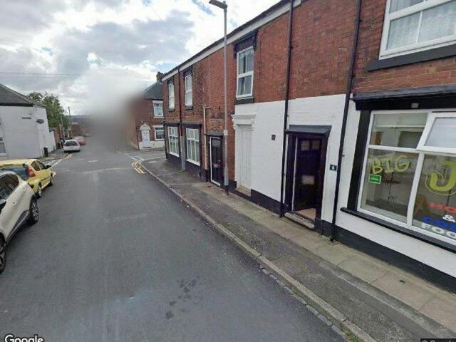 8A Rawlins Street, Stoke on Trent. 1 bed flat to rent £625 pcm £144 pw